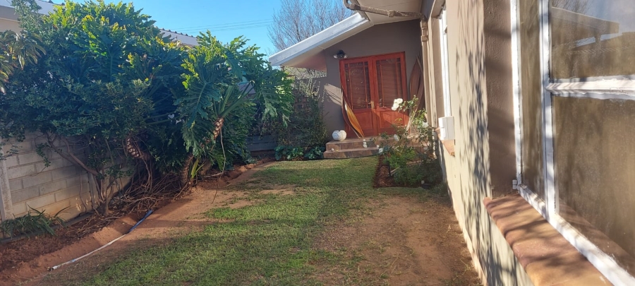 4 Bedroom Property for Sale in West Bank Western Cape